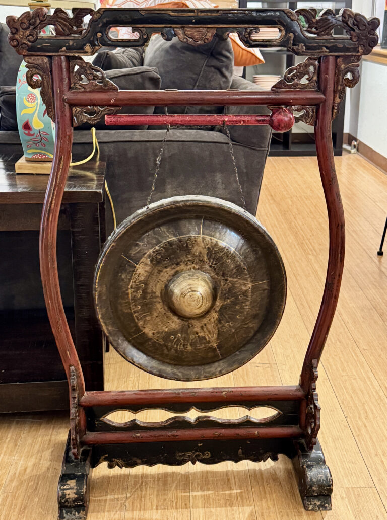 East Asian gong