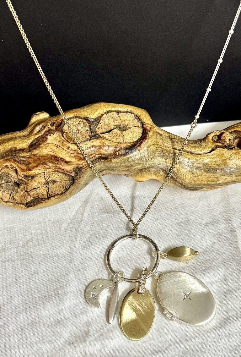 J Jill locket