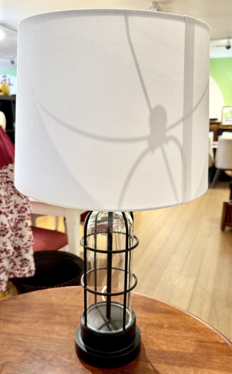 Table lamp