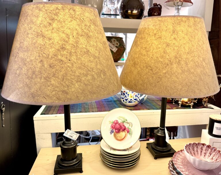 Metal based table lamps