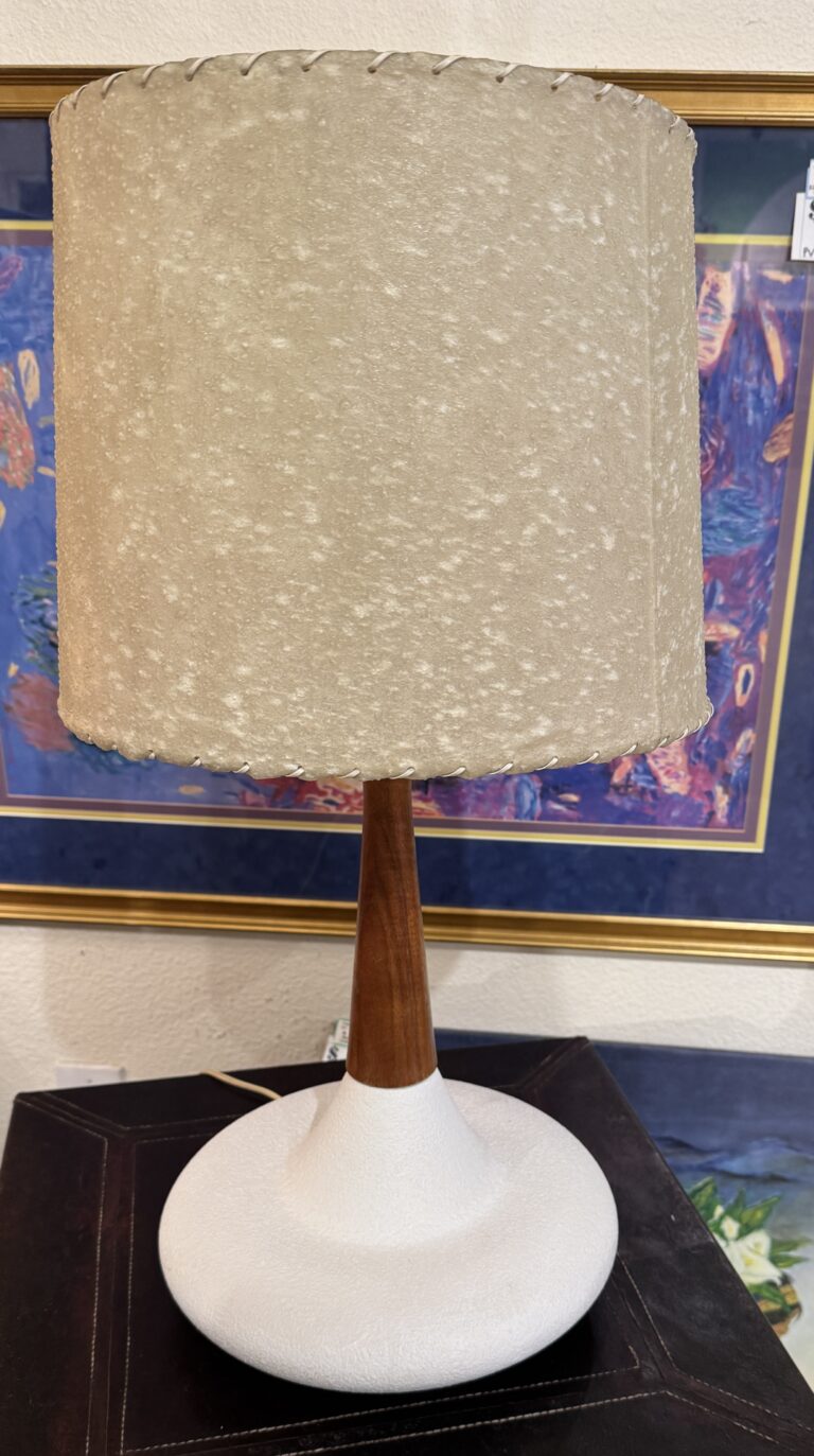 MCM table lamp
