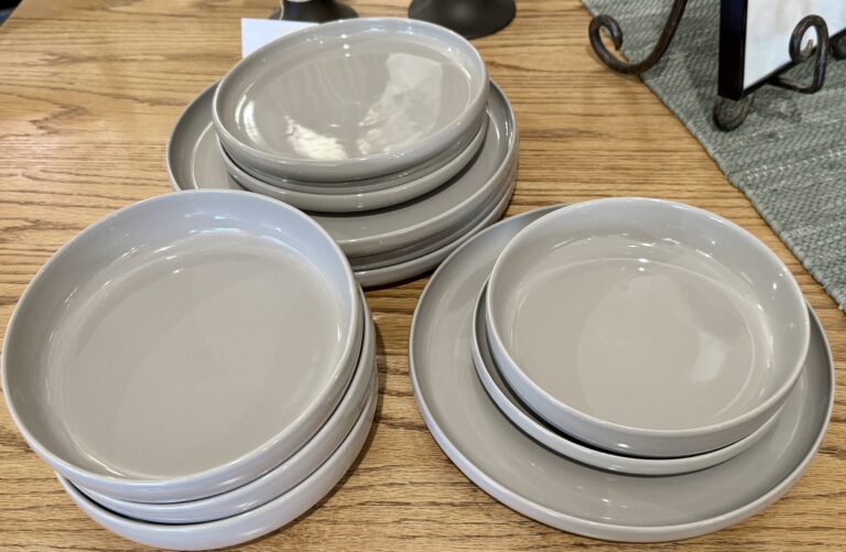 Sadie dish set